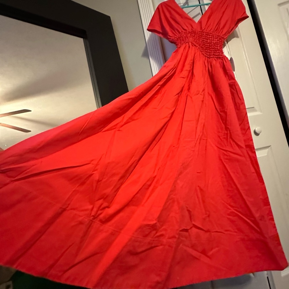 STAUD Jackson Smocked Midi Dress Hibiscus Red NWT S Rare Sold Out Never Tried On - Picture 2 of 10